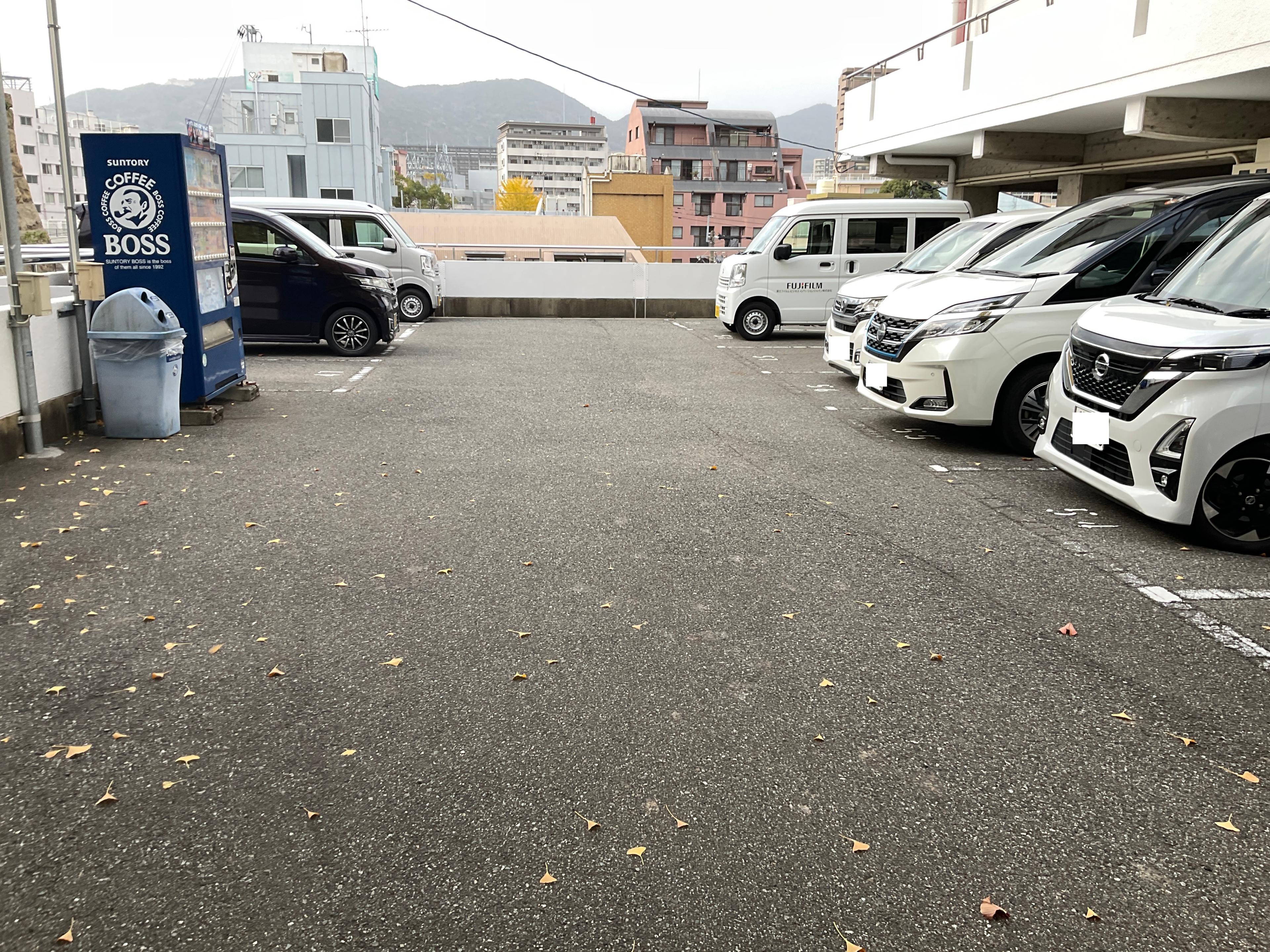 黒髪山駐車場（境内）の外観・駐車場イメージ2枚目