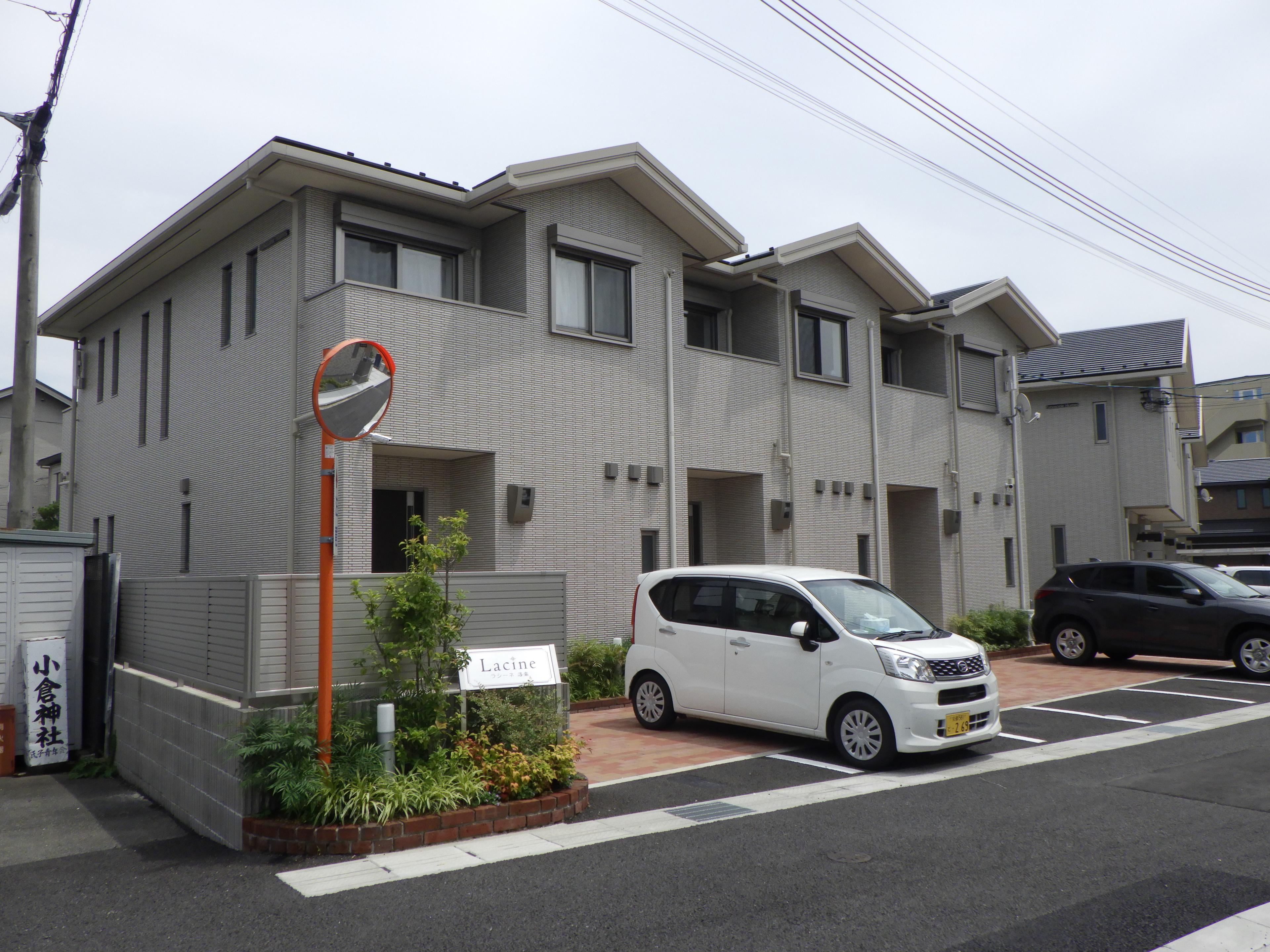 ラシーネ洛楽の外観・駐車場イメージ1枚目