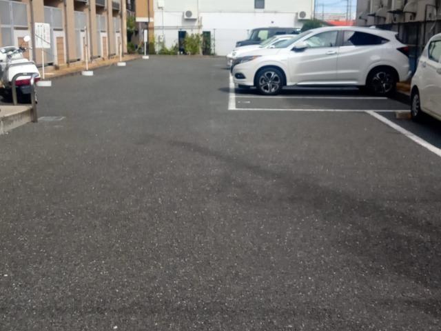 エメラルドストーン(30583)の外観・駐車場イメージ1枚目