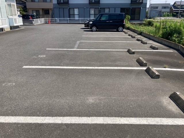ベルデⅡ(23547)の外観・駐車場イメージ1枚目