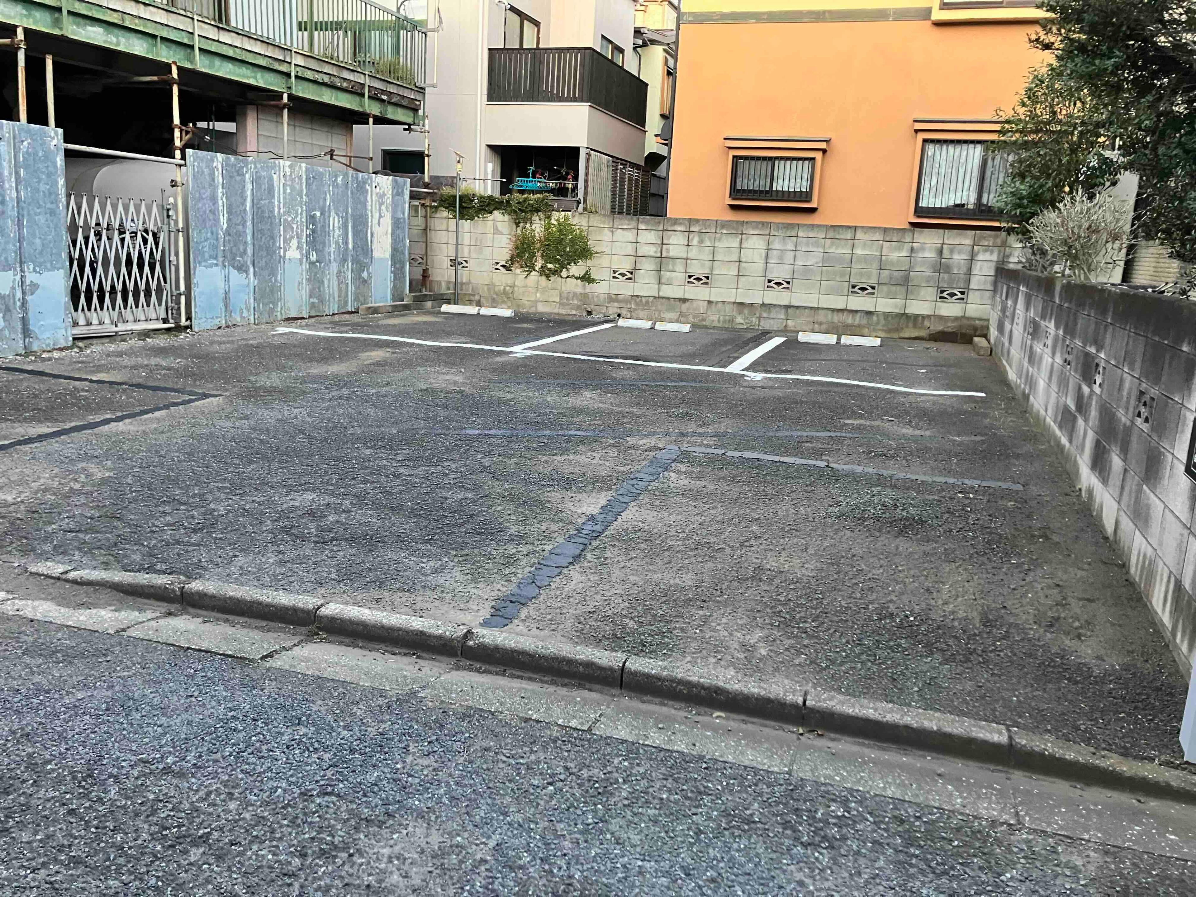 日本車庫 大泉学園町８丁目駐車場の外観・駐車場イメージ1枚目