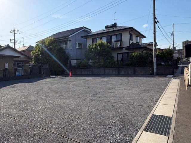 姫子井戸端パーキングの外観・駐車場イメージ3枚目