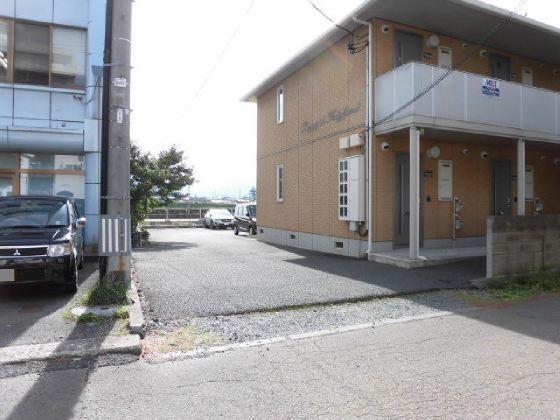 リバーサイドキタカミ月極駐車場の外観・駐車場イメージ3枚目