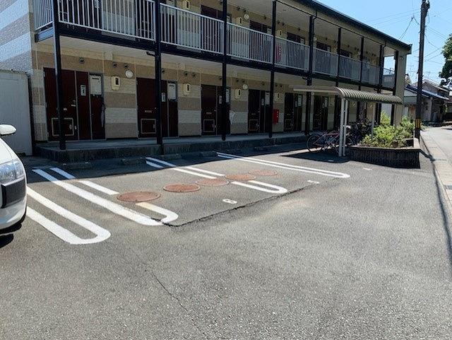 じん(26530)の外観・駐車場イメージ1枚目