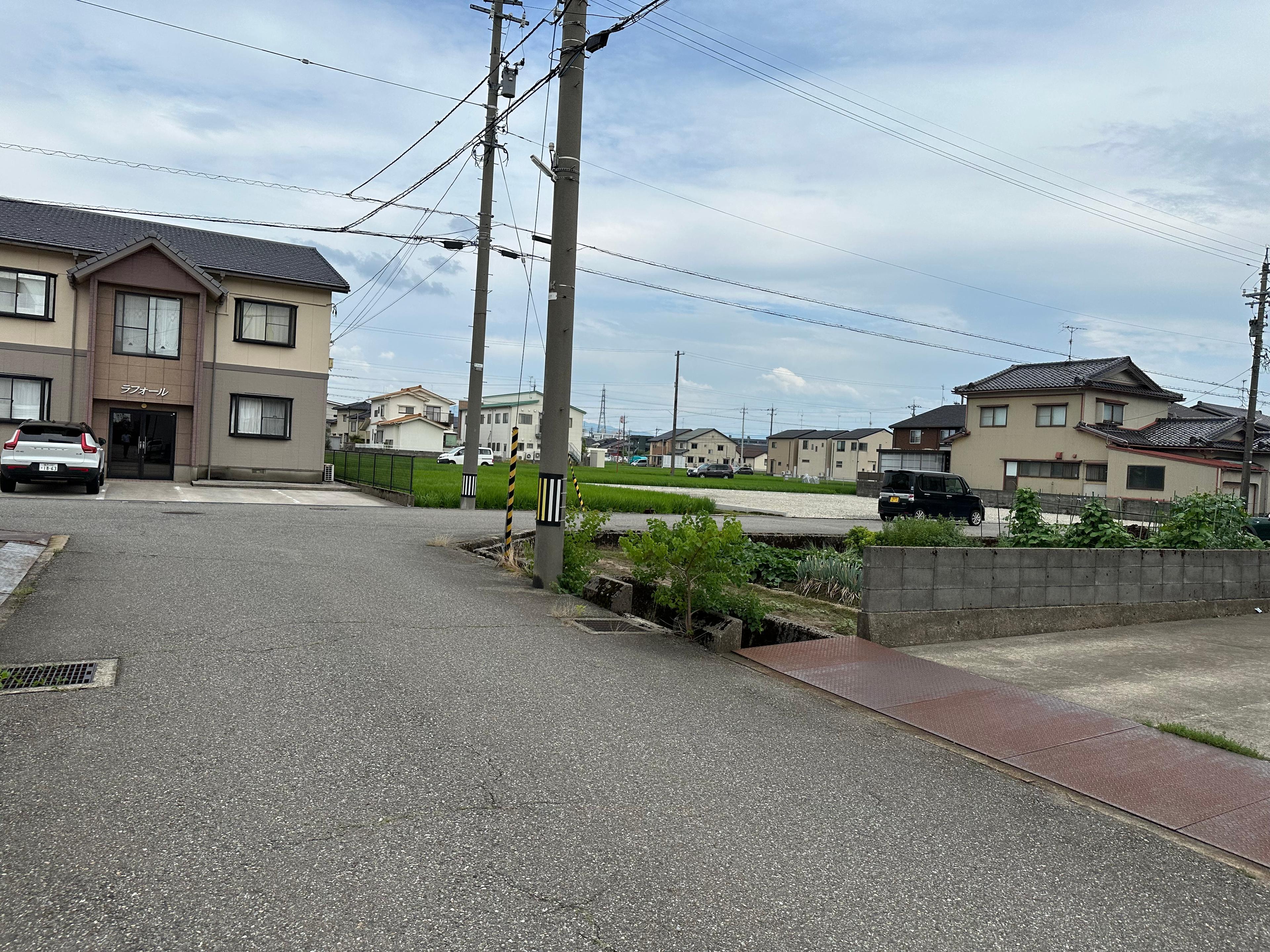 玉鉾２丁目パーキング（本村Ｐ）の外観・駐車場イメージ3枚目