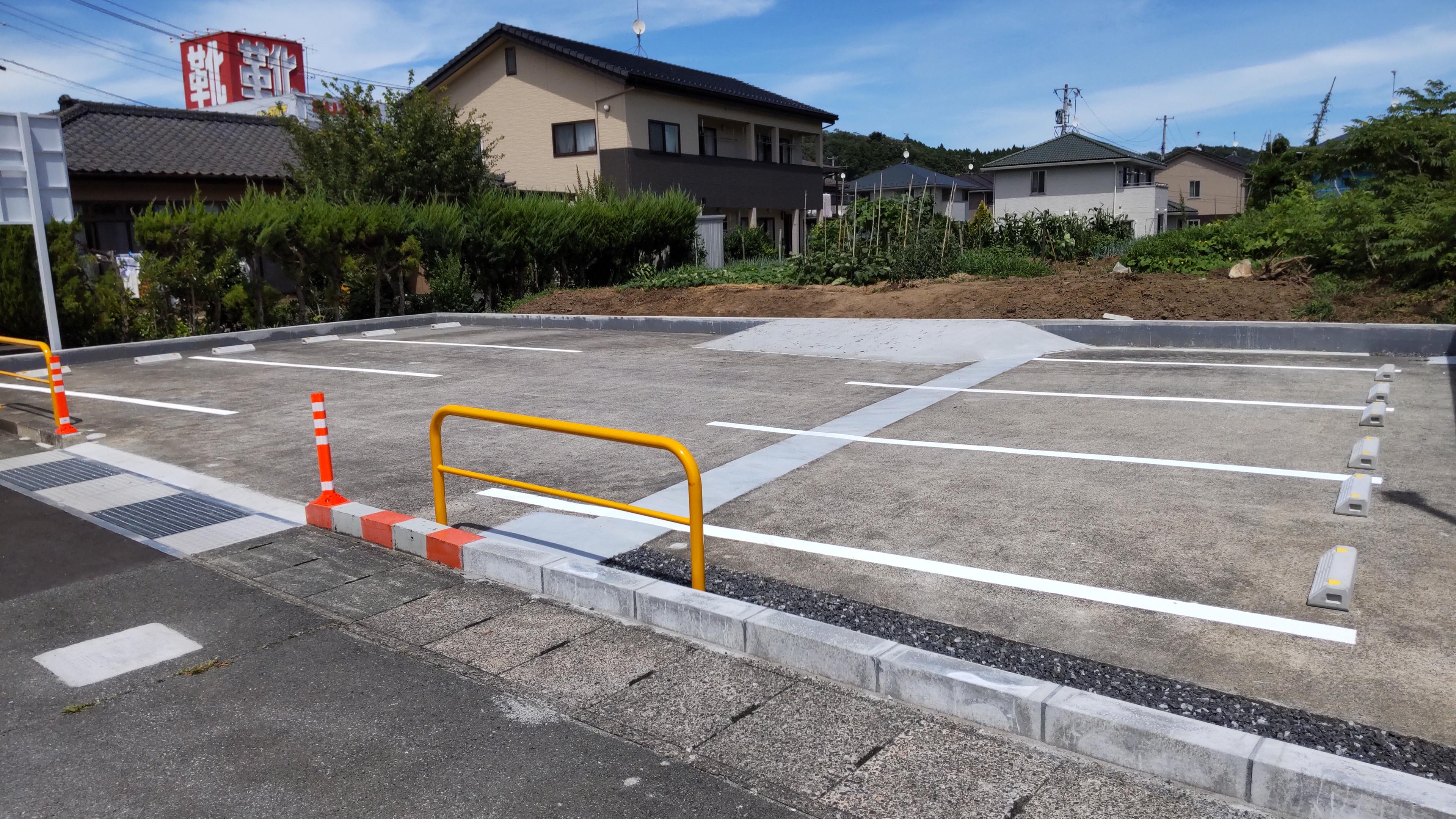 諏訪下月極駐車場の外観・駐車場イメージ1枚目
