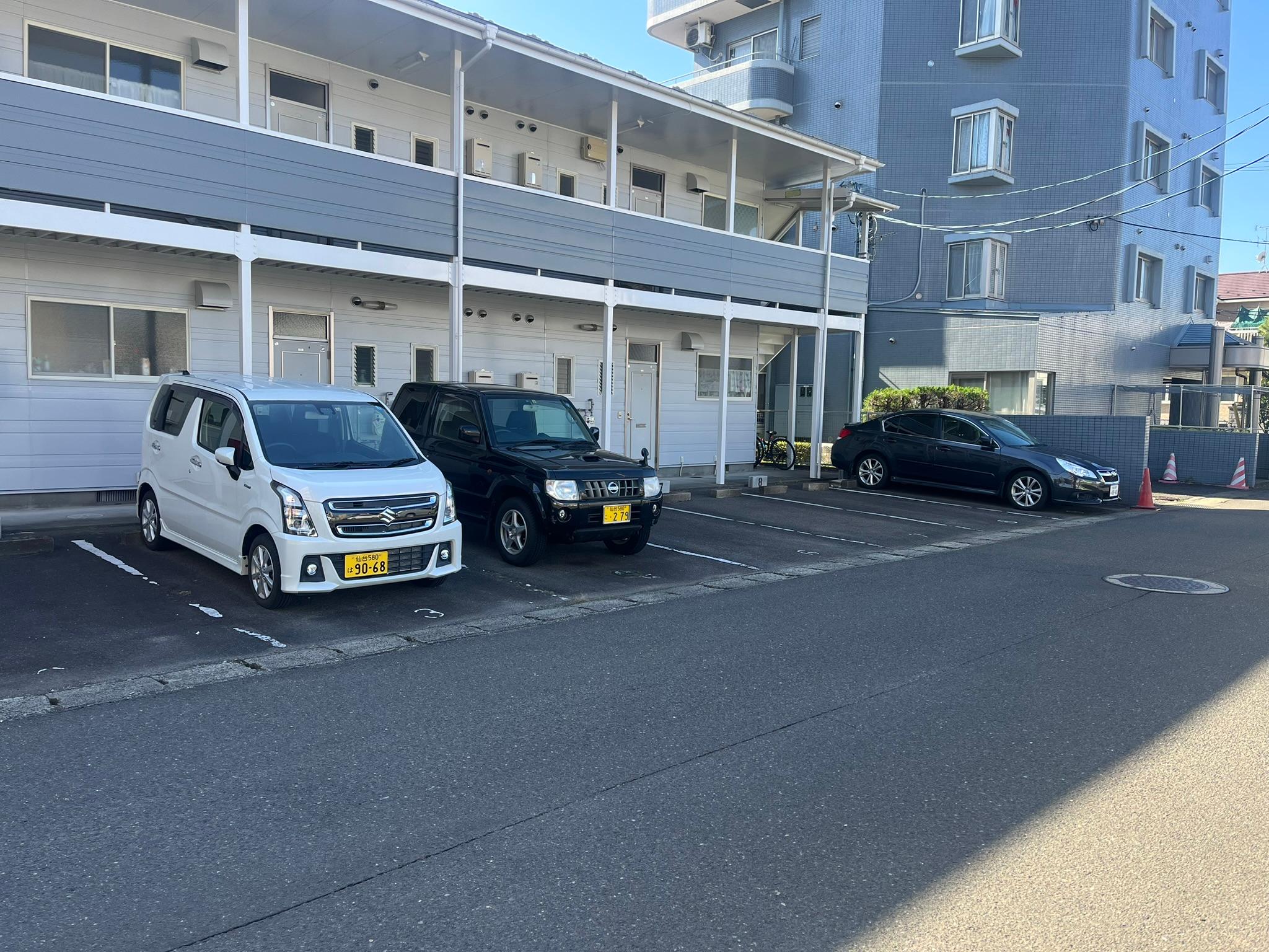 ミットハウスベルの外観・駐車場イメージ1枚目