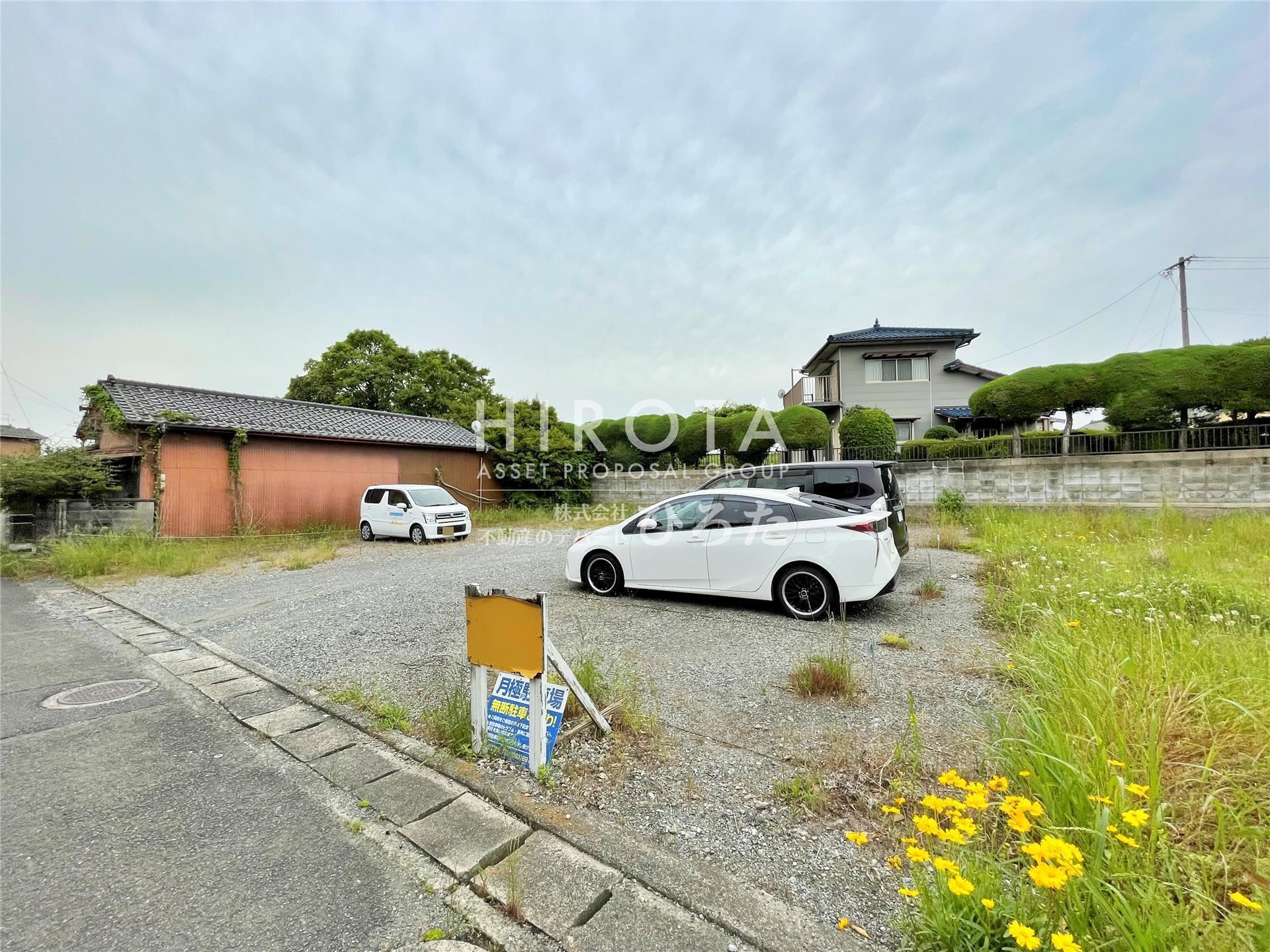 浄花町月極駐車場の外観・駐車場イメージ2枚目