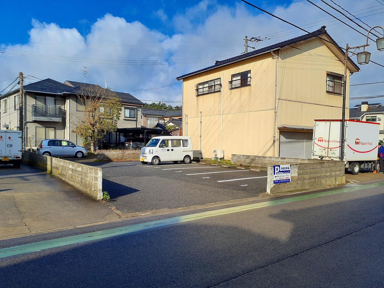 浦山３駐車場の外観・駐車場イメージ1枚目