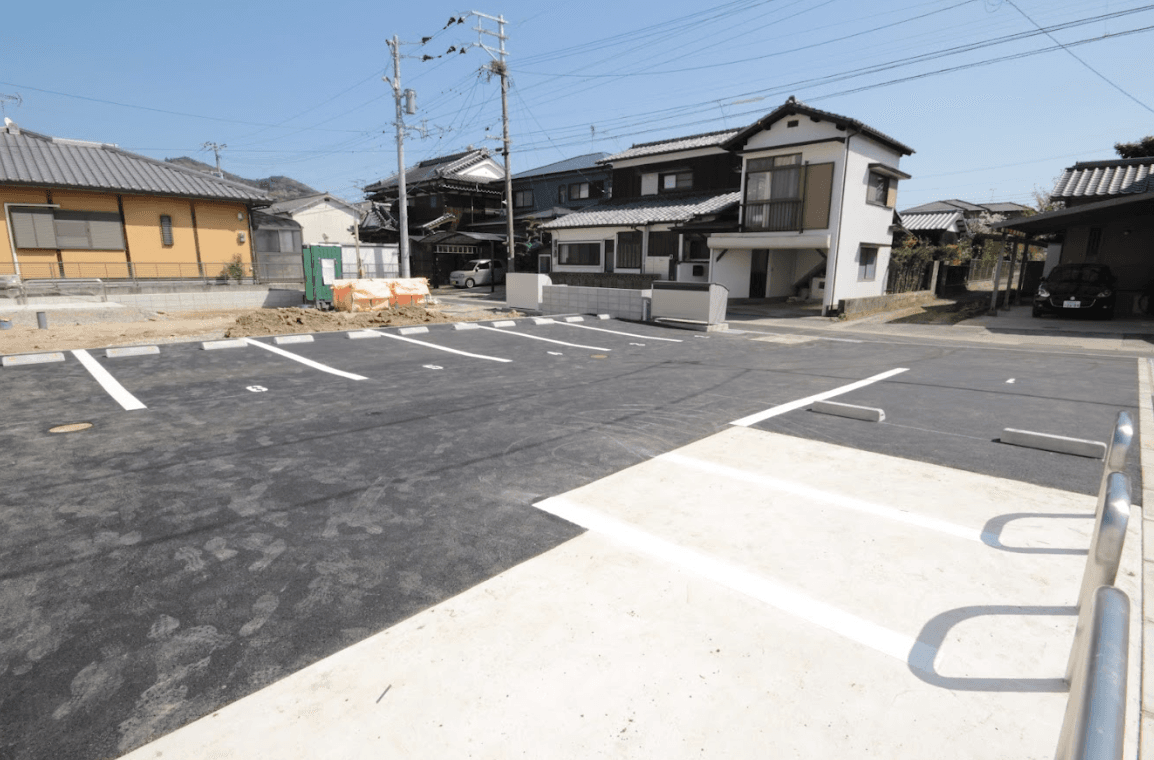 CB久留米ﾈｰｼﾞｭの外観・駐車場イメージ1枚目