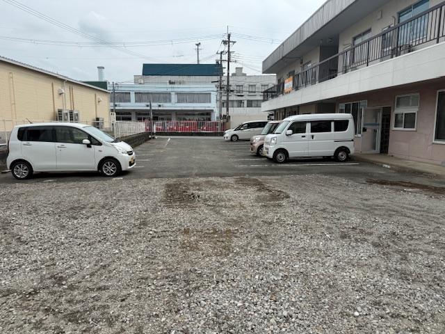 エムアンドエムビル駐車場の外観・駐車場イメージ2枚目