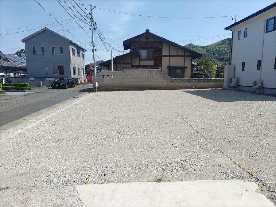 鳥谷野水汲田駐車場の外観・駐車場イメージ3枚目