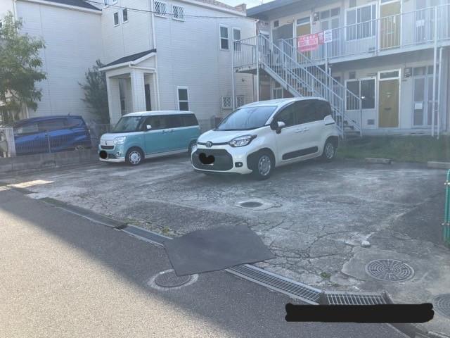 コーポ中野駐車場の外観・駐車場イメージ2枚目