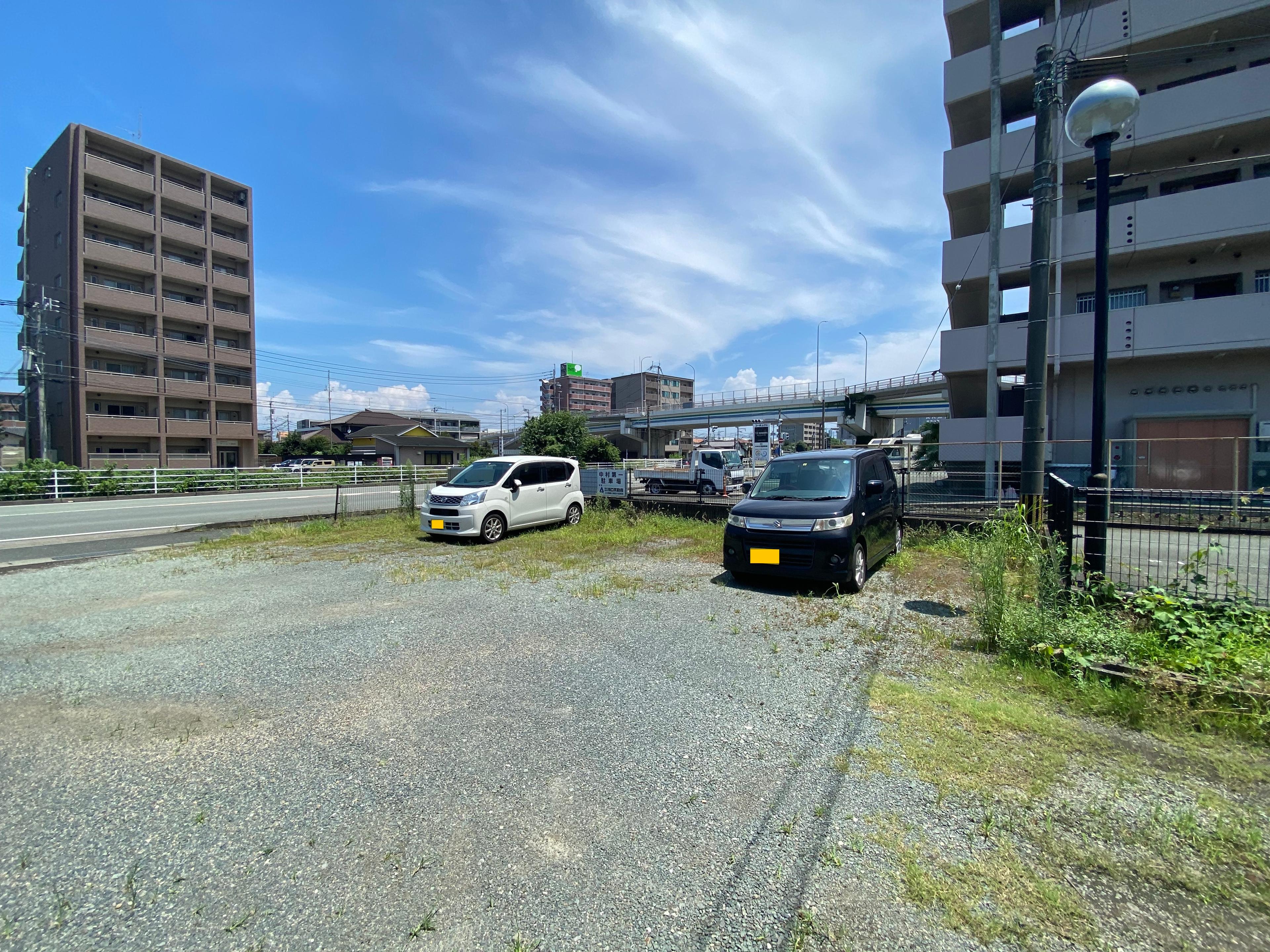 中村第一駐車場の外観・駐車場イメージ2枚目