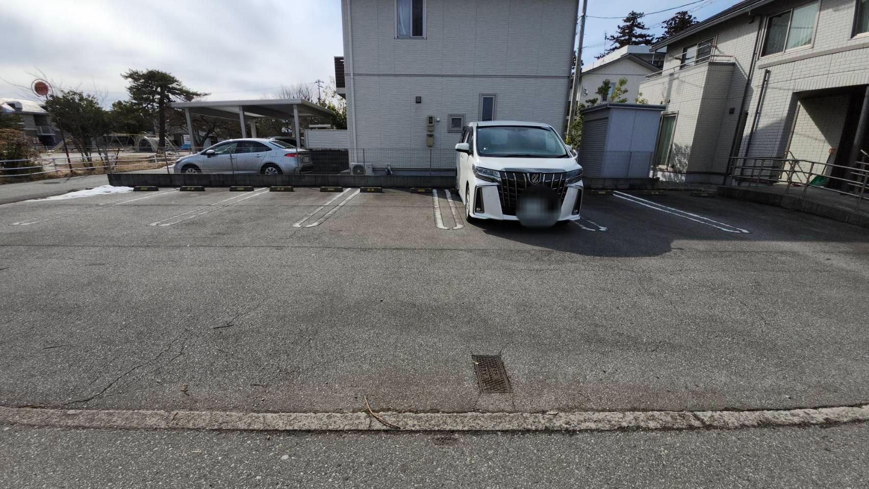 大泉本町パーキングの外観・駐車場イメージ1枚目