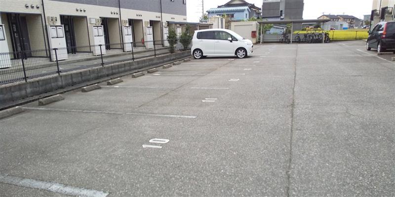 ＨＯＰＥ(25982)の外観・駐車場イメージ1枚目