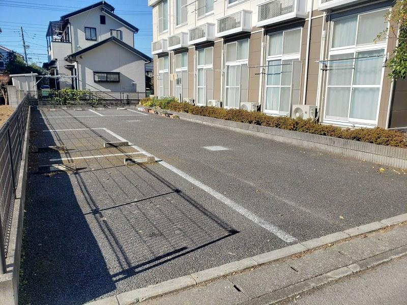 Ｔ－ウエスト(16499)の外観・駐車場イメージ1枚目