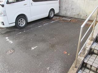 イグレック(17027)の外観・駐車場イメージ1枚目
