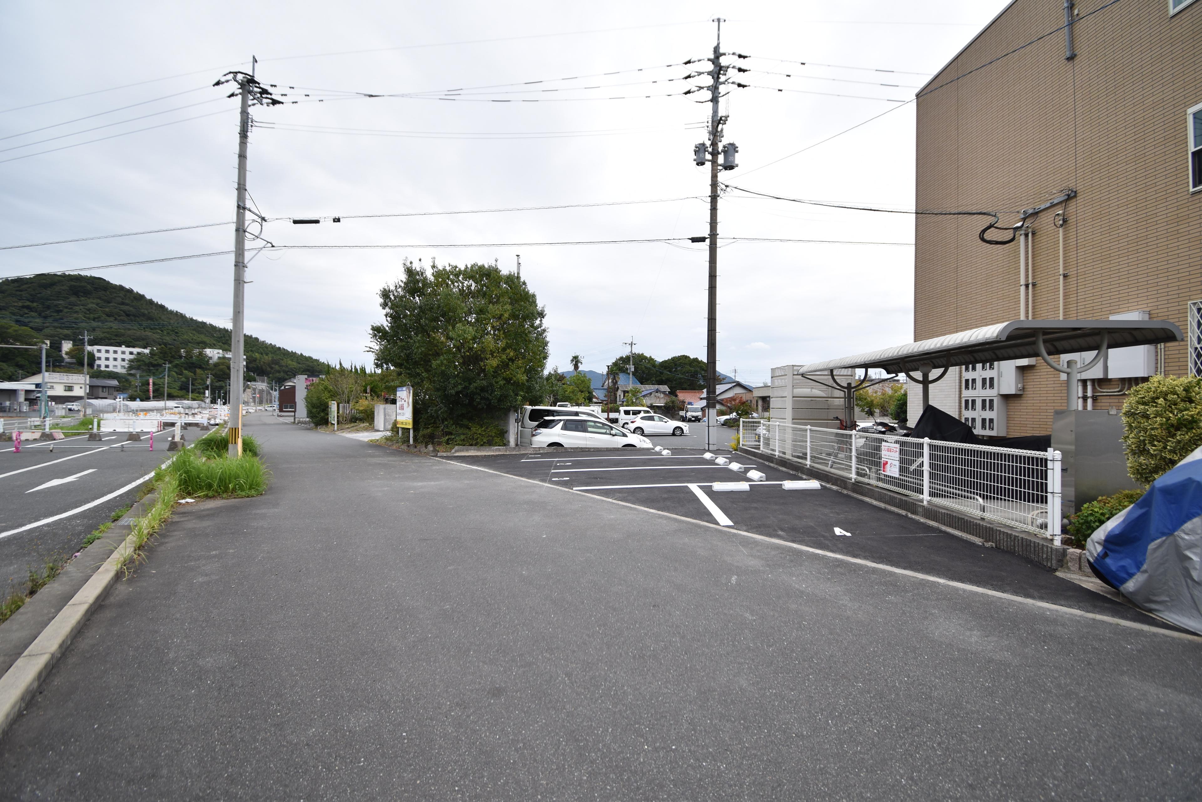 グレイスワン駐車場の外観・駐車場イメージ3枚目