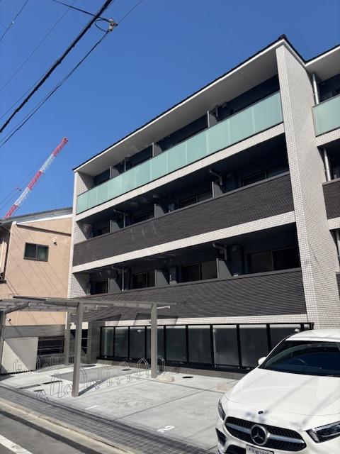 クレスト二条駅前ガレージの外観・駐車場イメージ1枚目