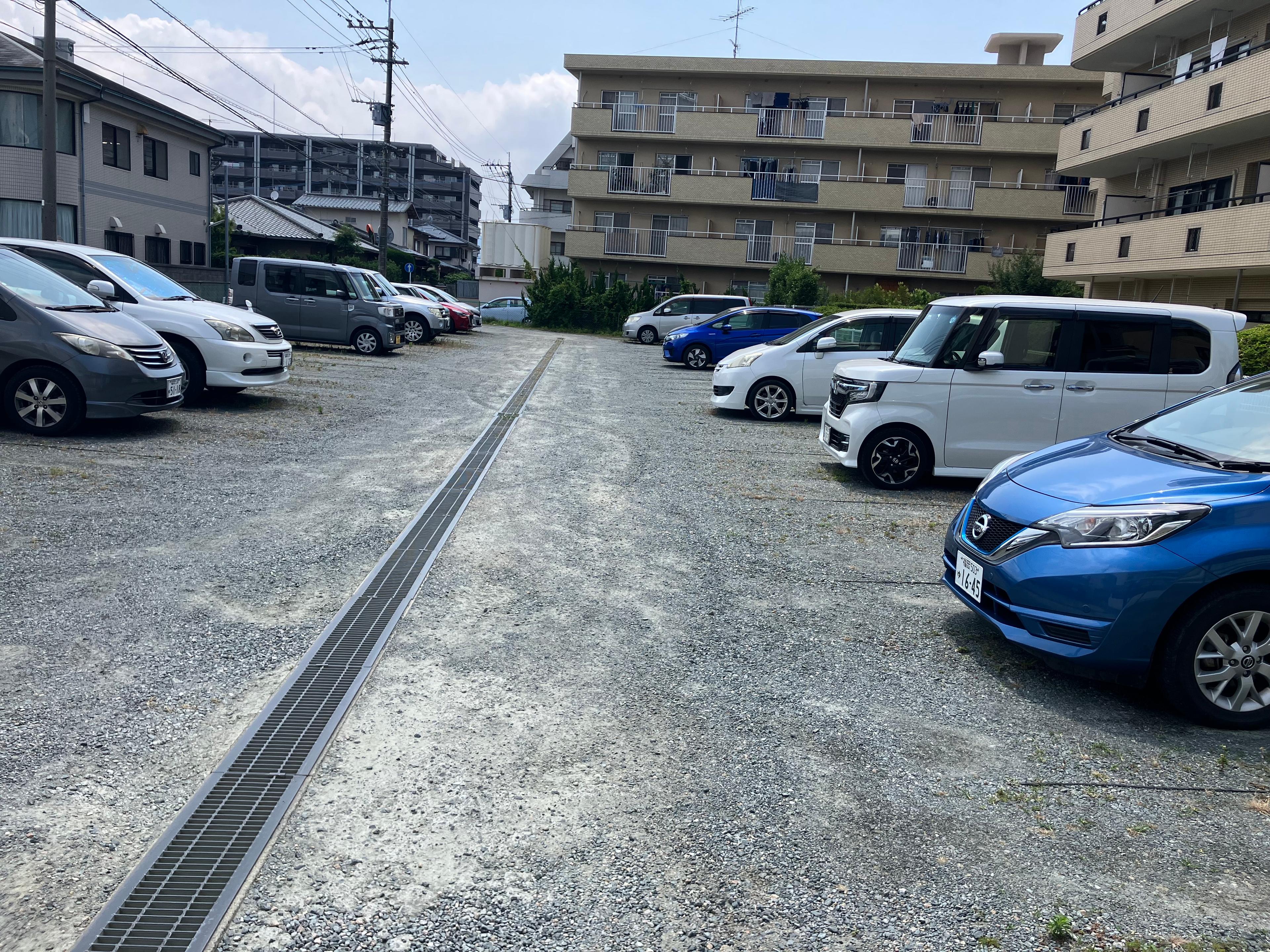 飯倉３丁目月極パーキングの外観・駐車場イメージ2枚目