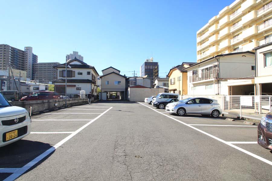鈴木駐車場（川口）の外観・駐車場イメージ2枚目