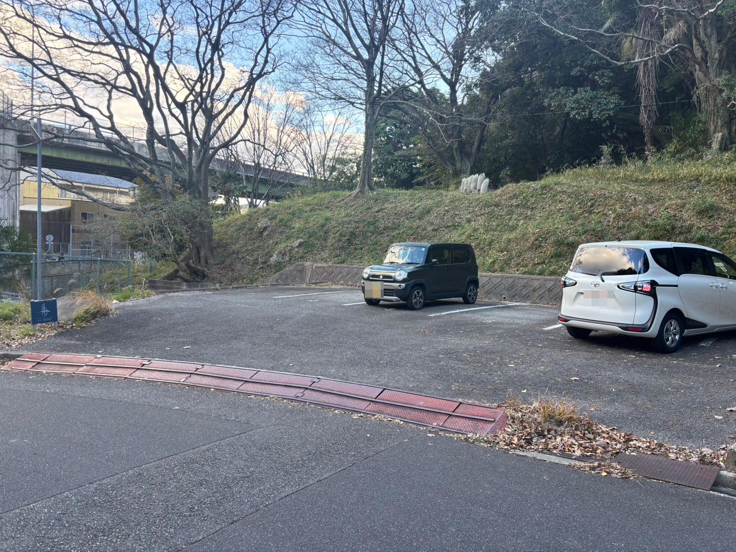 車財産区駐車場の外観・駐車場イメージ1枚目