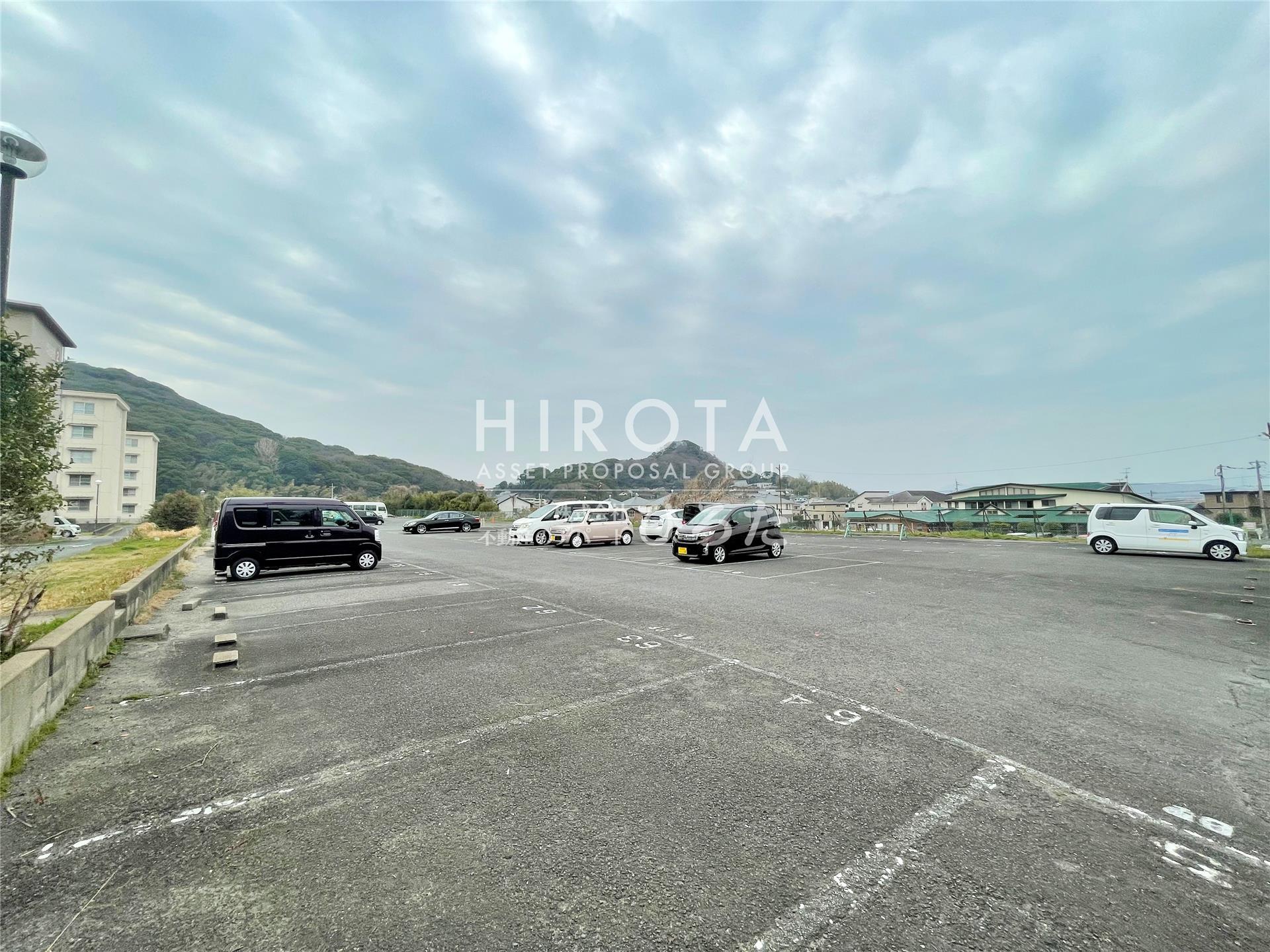 古賀月極駐車場の外観・駐車場イメージ2枚目