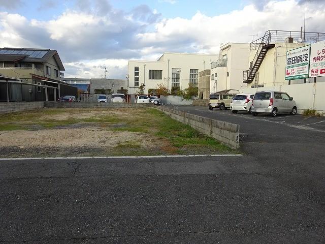 線﨑駐車場の外観・駐車場イメージ1枚目