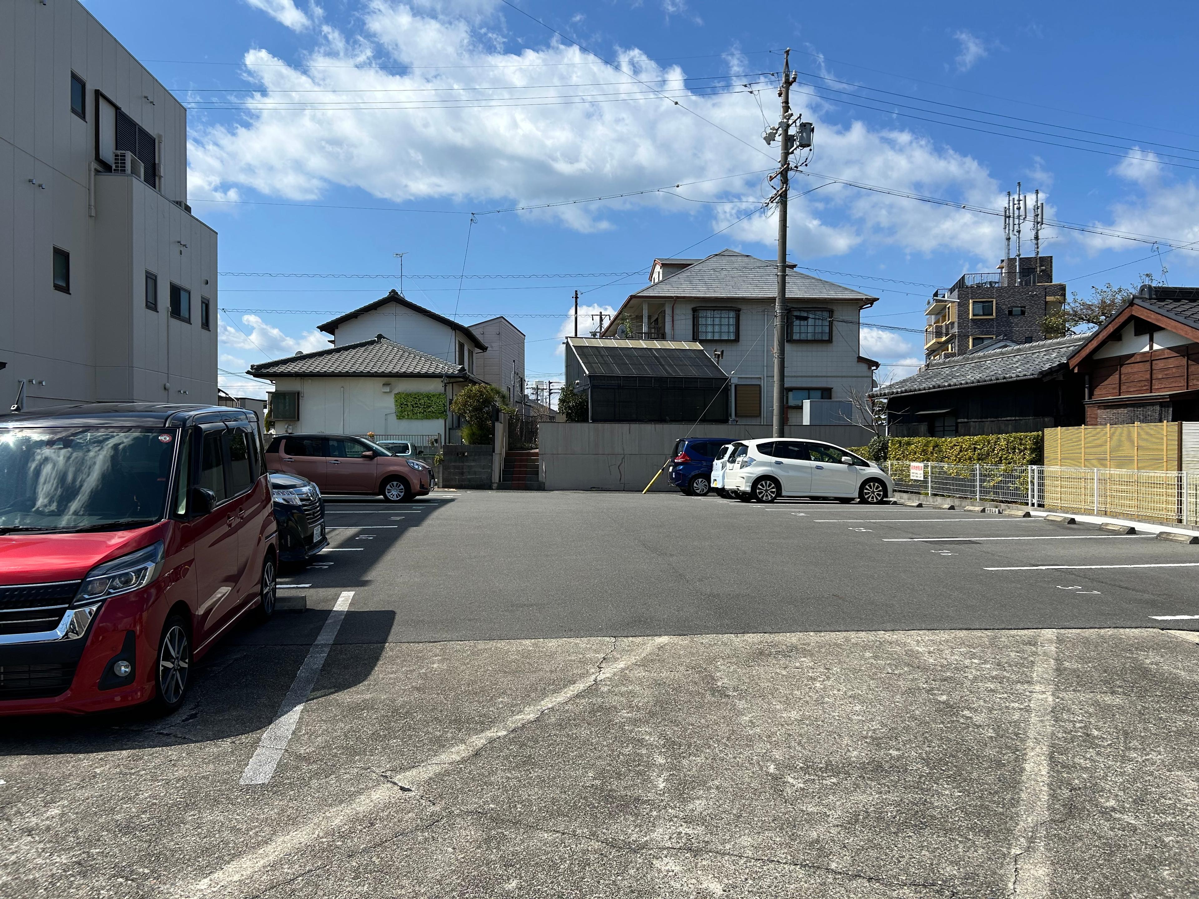 000189の外観・駐車場イメージ3枚目