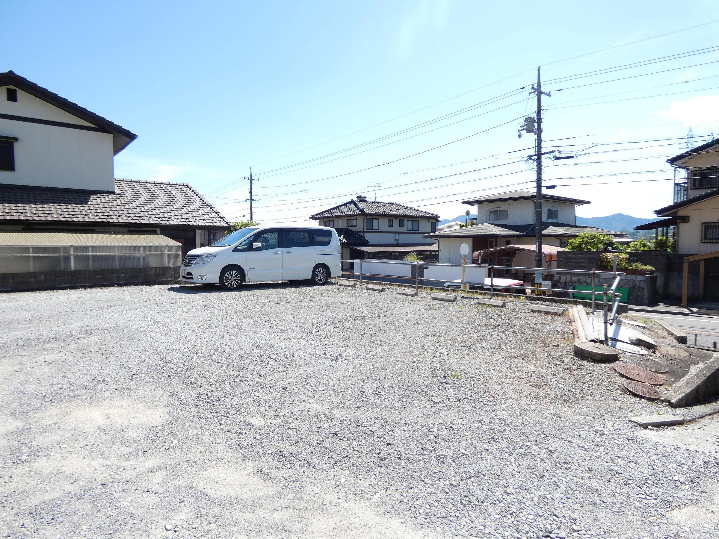 五月が丘4丁目駐車場の外観・駐車場イメージ3枚目