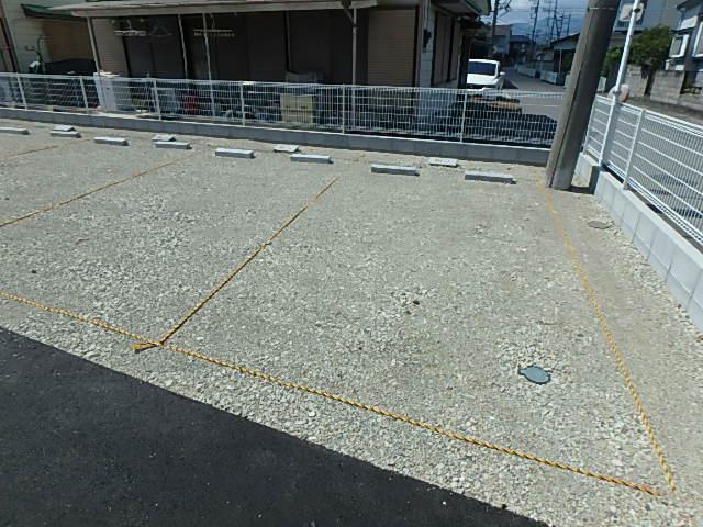 中丸駐車場の外観・駐車場イメージ2枚目