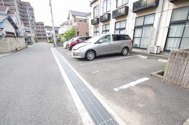 シリウス(27030)の外観・駐車場イメージ1枚目