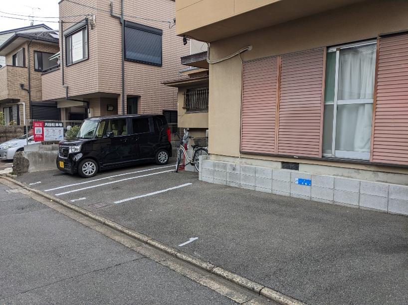 七条御所ノ内西町67番地1ガレージの外観・駐車場イメージ1枚目