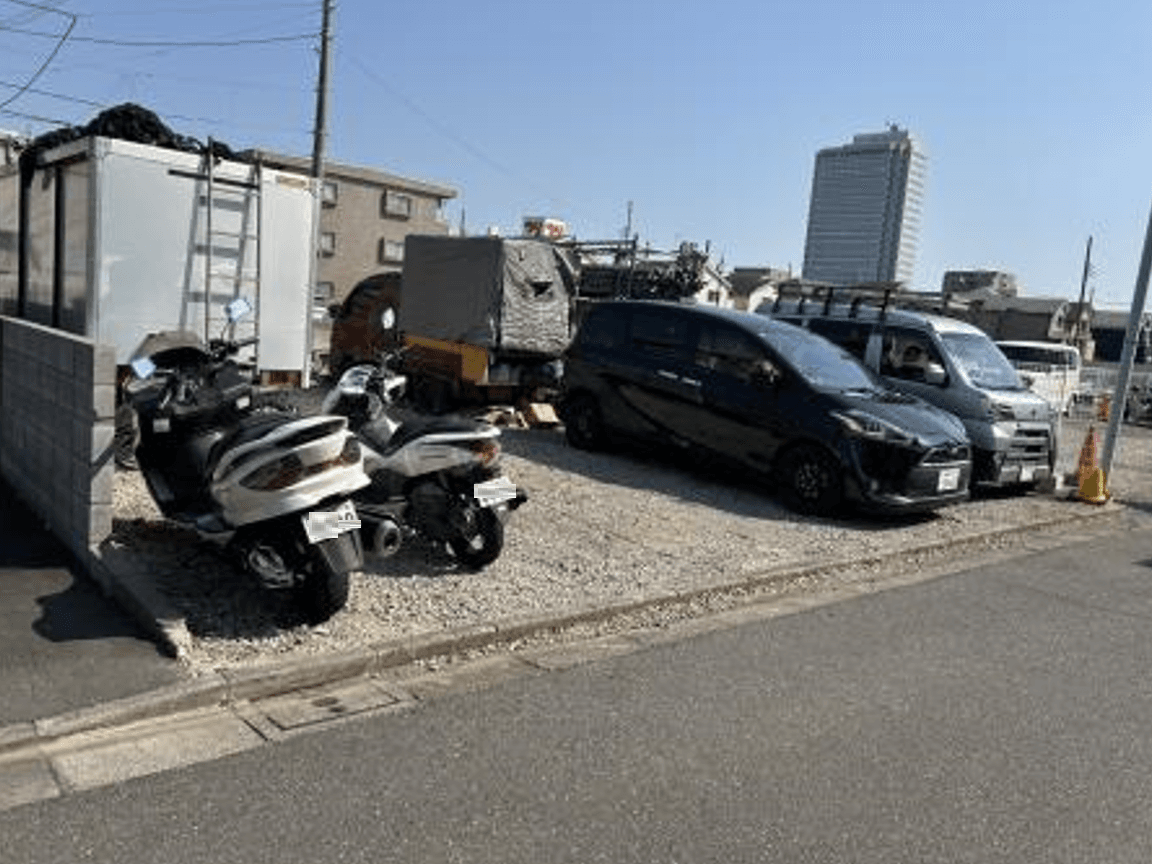 小澤第二駐車場の外観・駐車場イメージ2枚目