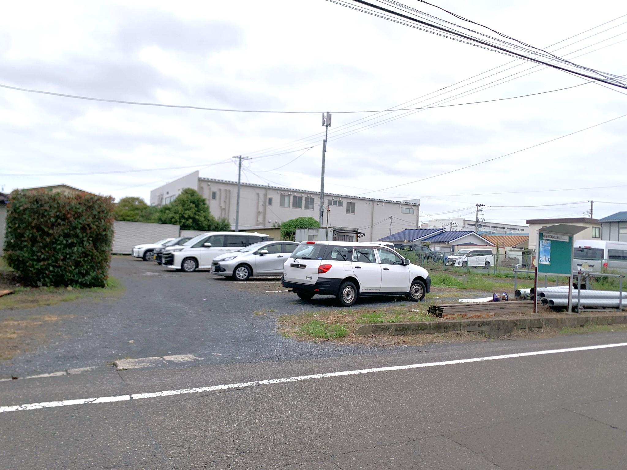 岩沼市吹上2丁目月極駐車場の外観・駐車場イメージ1枚目