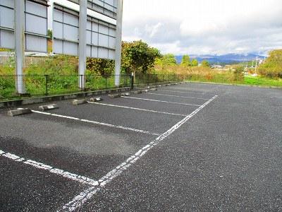 ブルーグラス(16212)の外観・駐車場イメージ1枚目