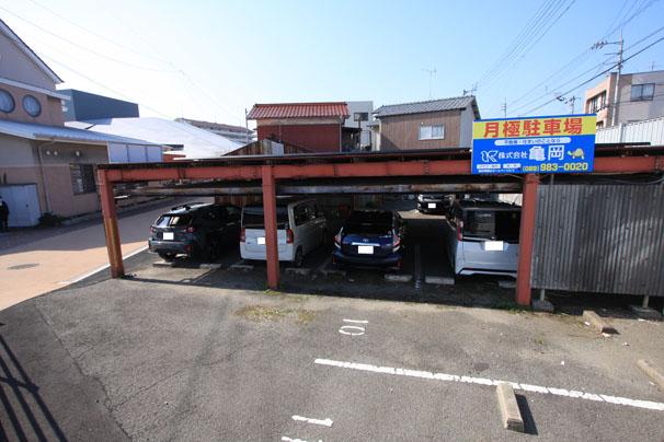 亀岡不動産　ぐんちゅう保育所前駐車場の外観・駐車場イメージ3枚目