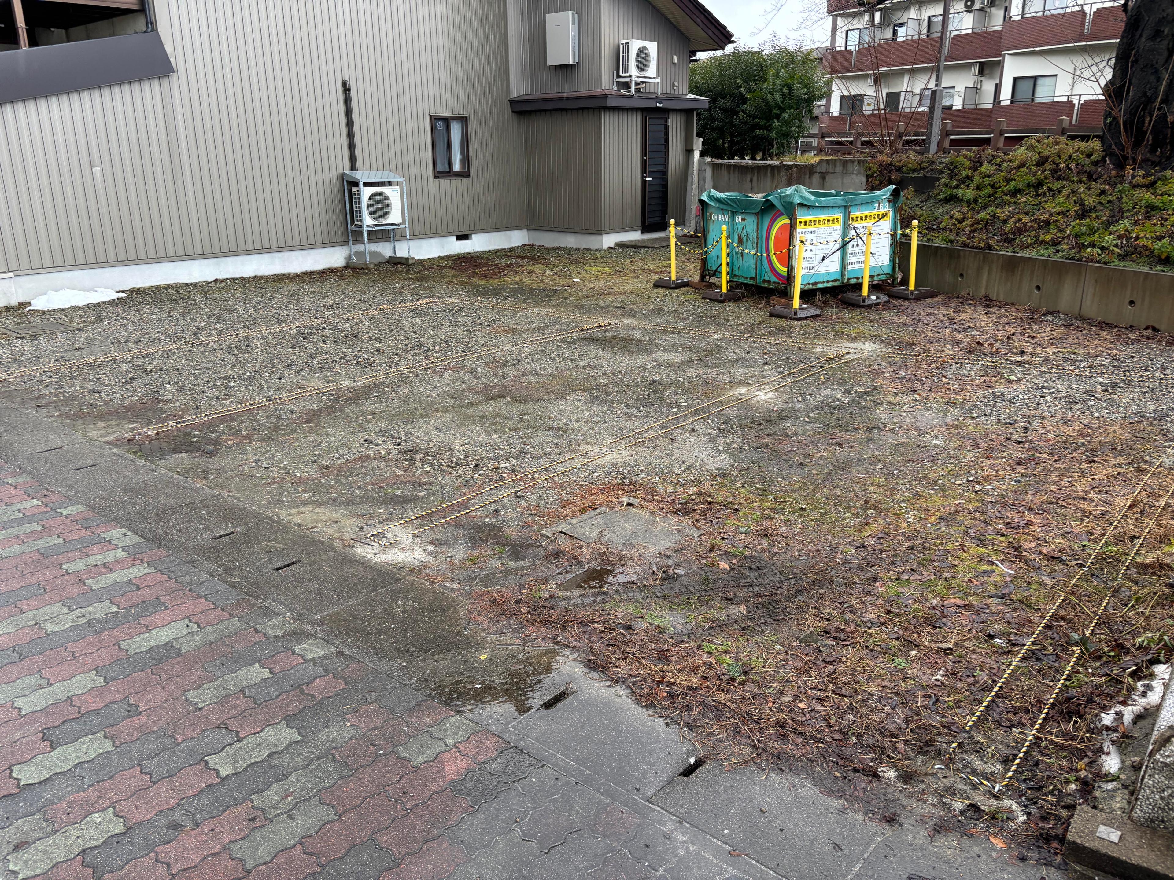 安野屋町三丁目月極駐車場の外観・駐車場イメージ1枚目