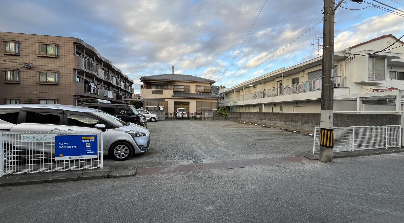 中田駐車場の外観・駐車場イメージ1枚目
