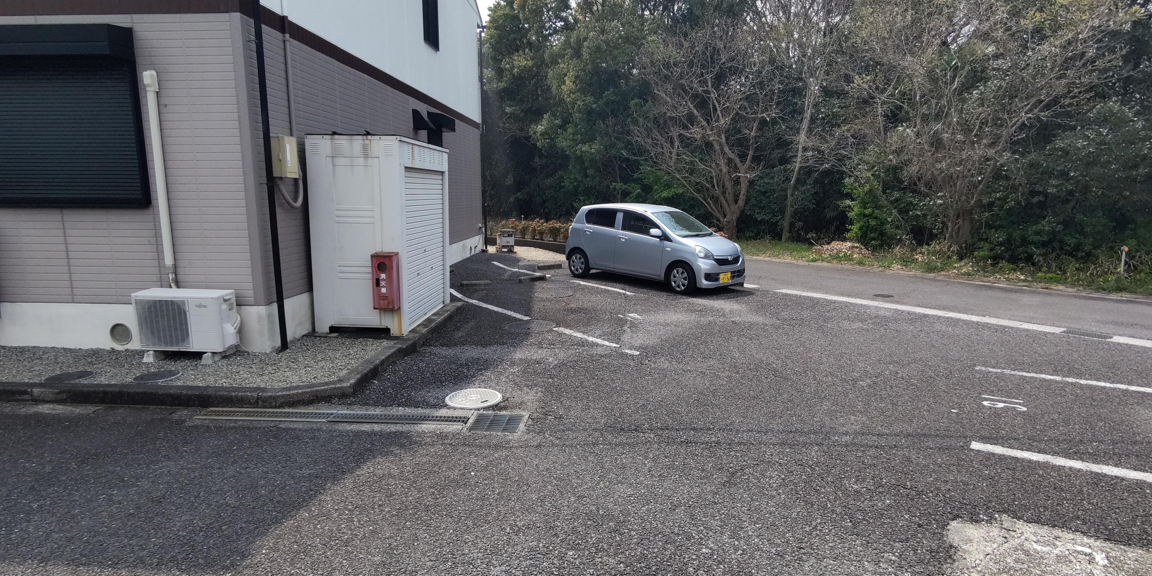 サニーハイム千里（S）の外観・駐車場イメージ3枚目