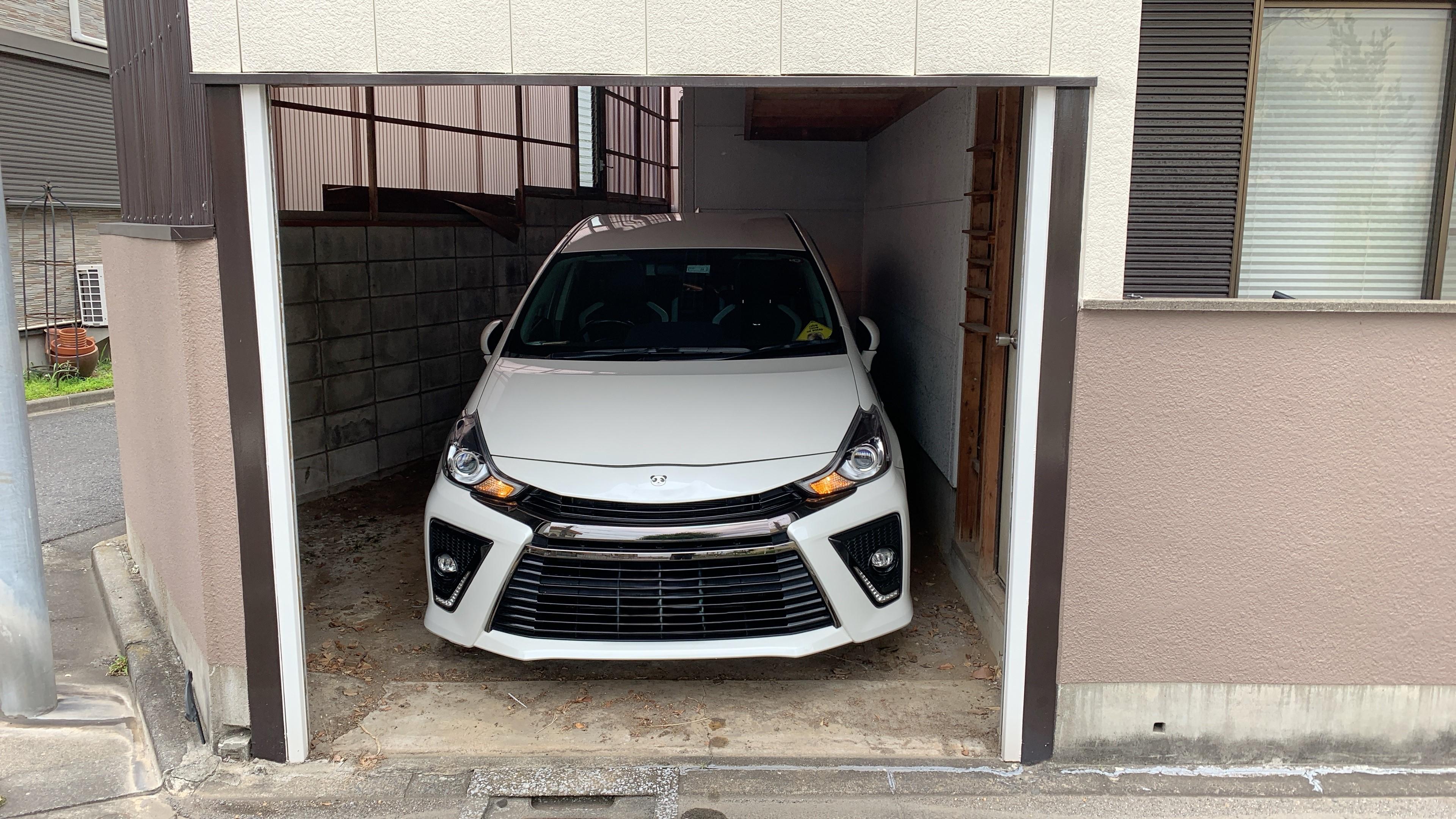 上戸田3丁目ガレージの外観・駐車場イメージ1枚目