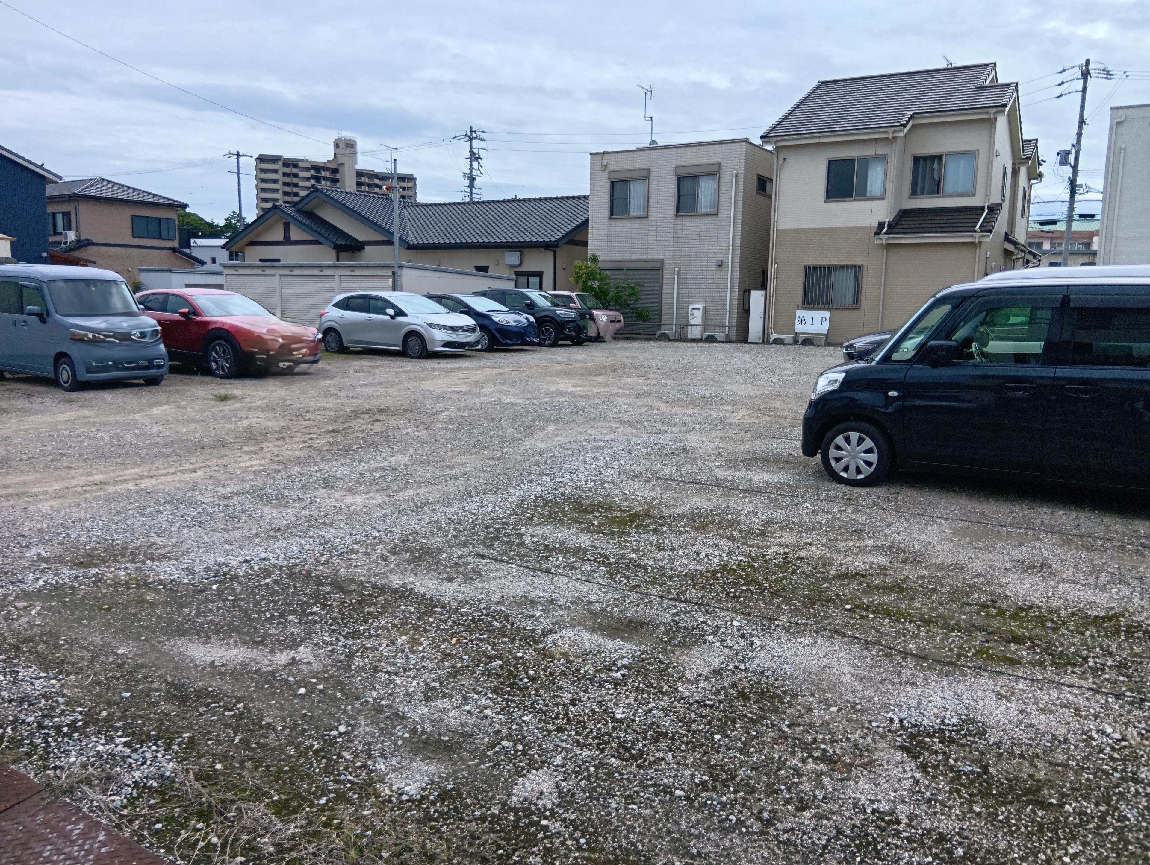 小川町金政第1駐車場の外観・駐車場イメージ2枚目