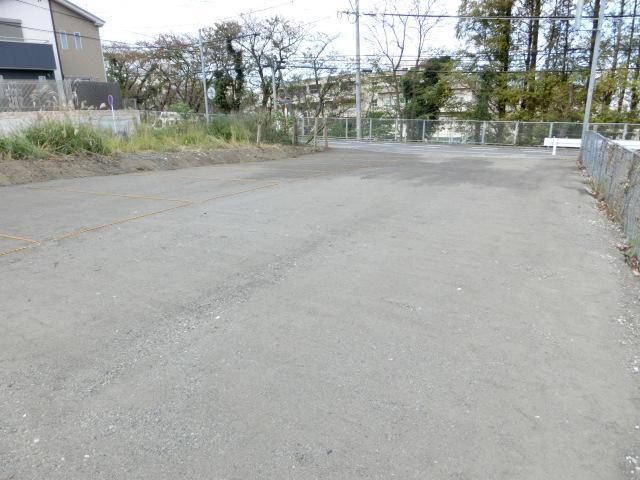 西鳴水2丁目古海駐車場の外観・駐車場イメージ3枚目