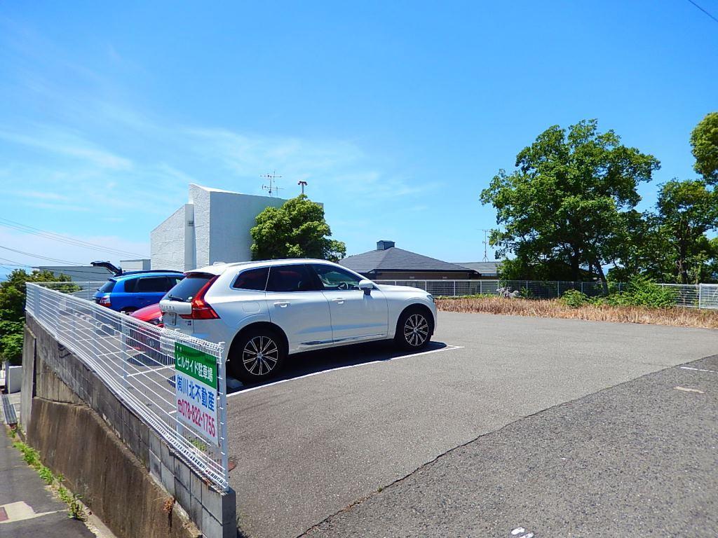 ヒルサイド駐車場の外観・駐車場イメージ1枚目