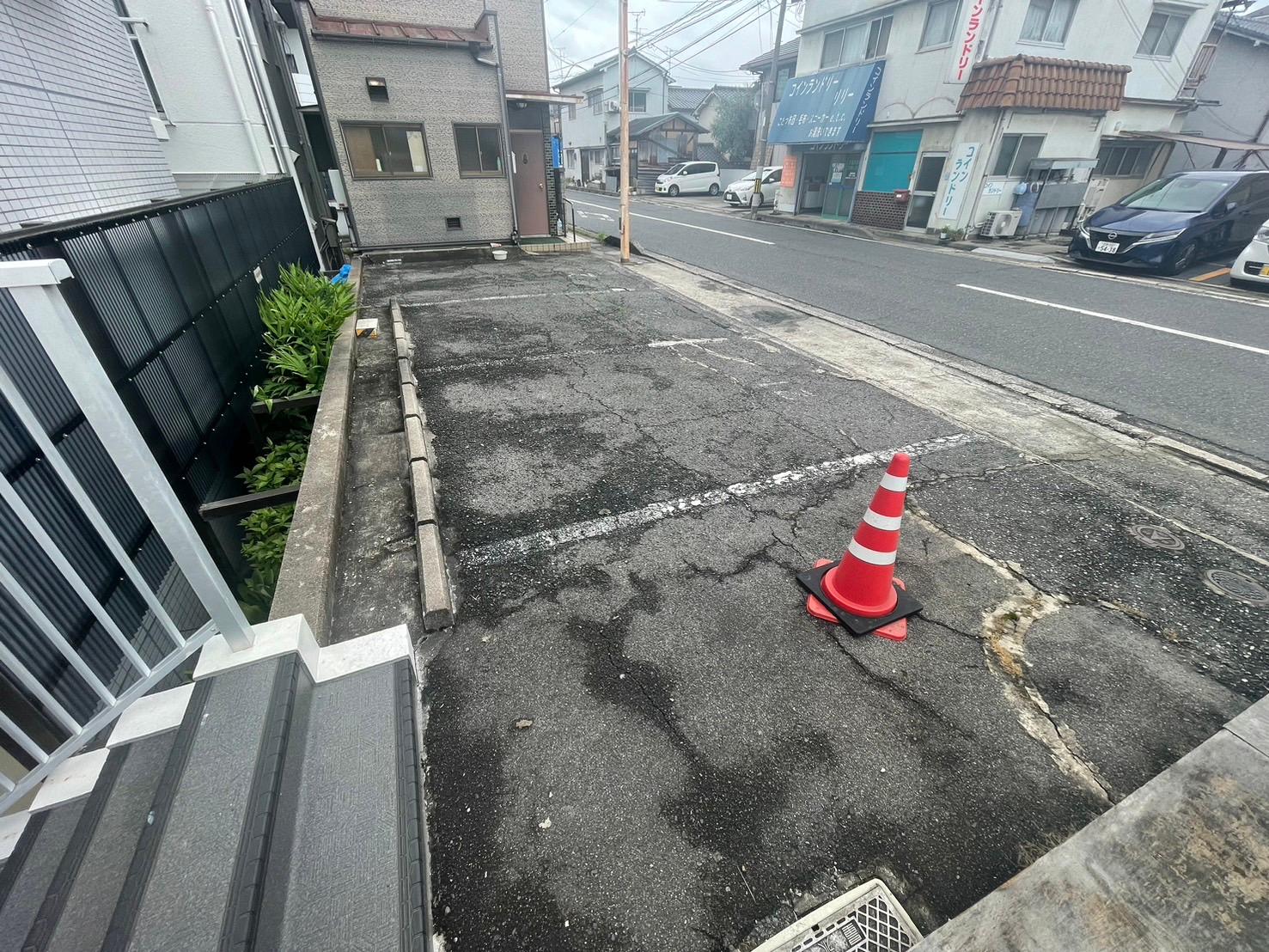 中福ガレージの外観・駐車場イメージ1枚目