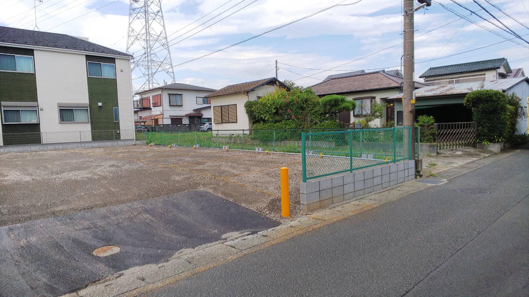 河内岡本月極駐車場の外観・駐車場イメージ3枚目