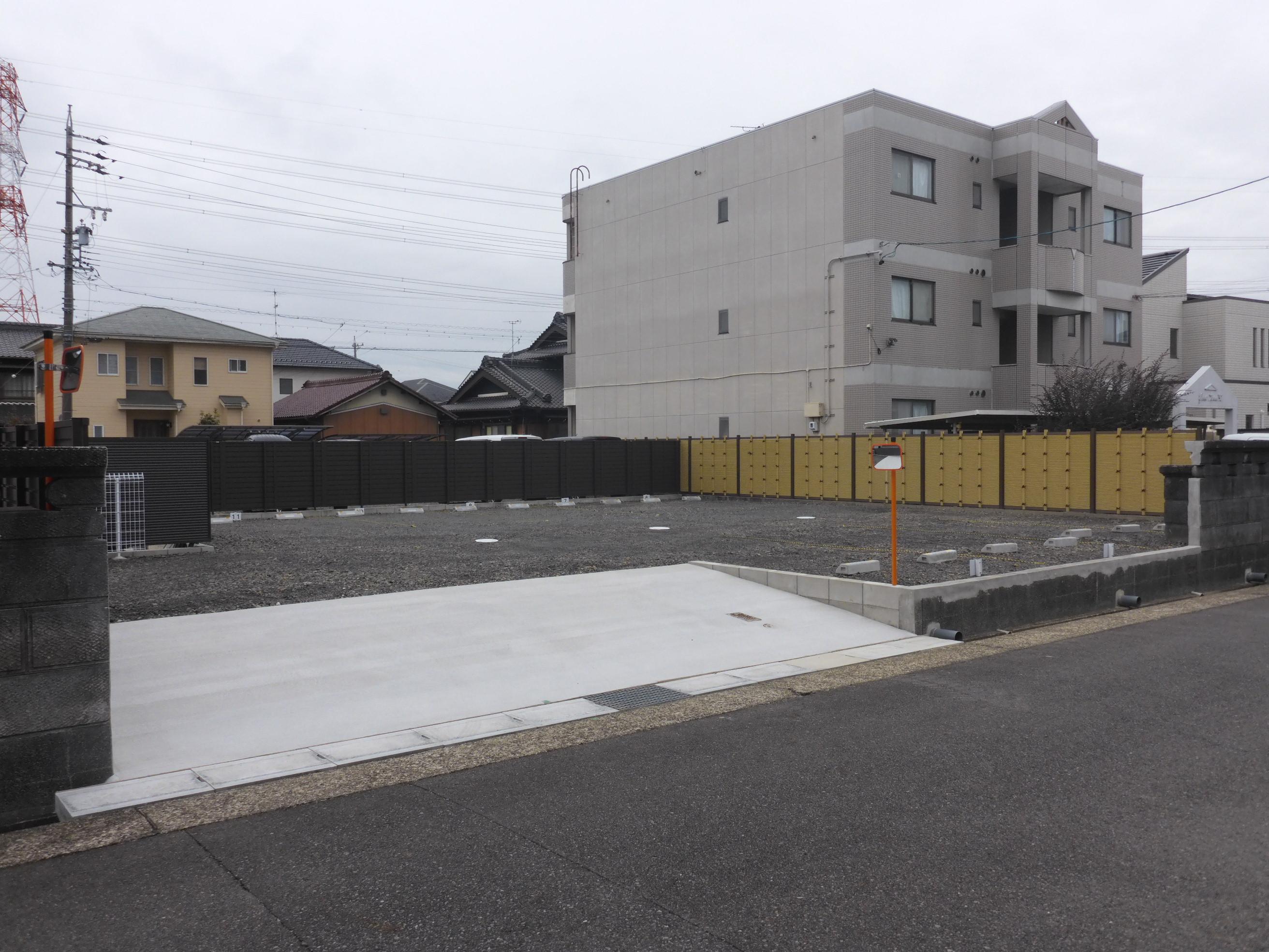 J-957の外観・駐車場イメージ1枚目