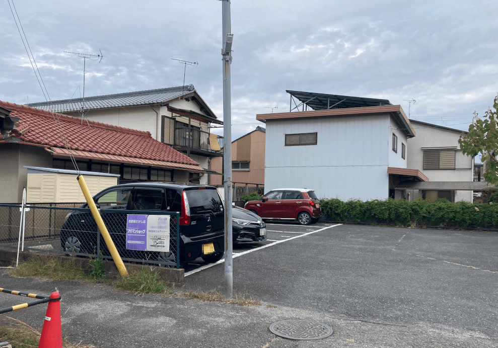 鳥居川駐車場の外観・駐車場イメージ2枚目