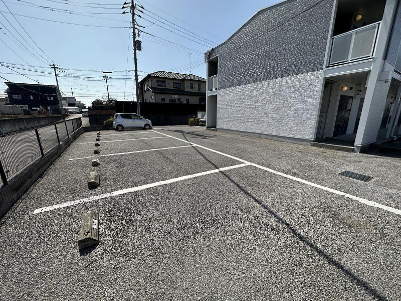 クレインベール(25190)の外観・駐車場イメージ2枚目